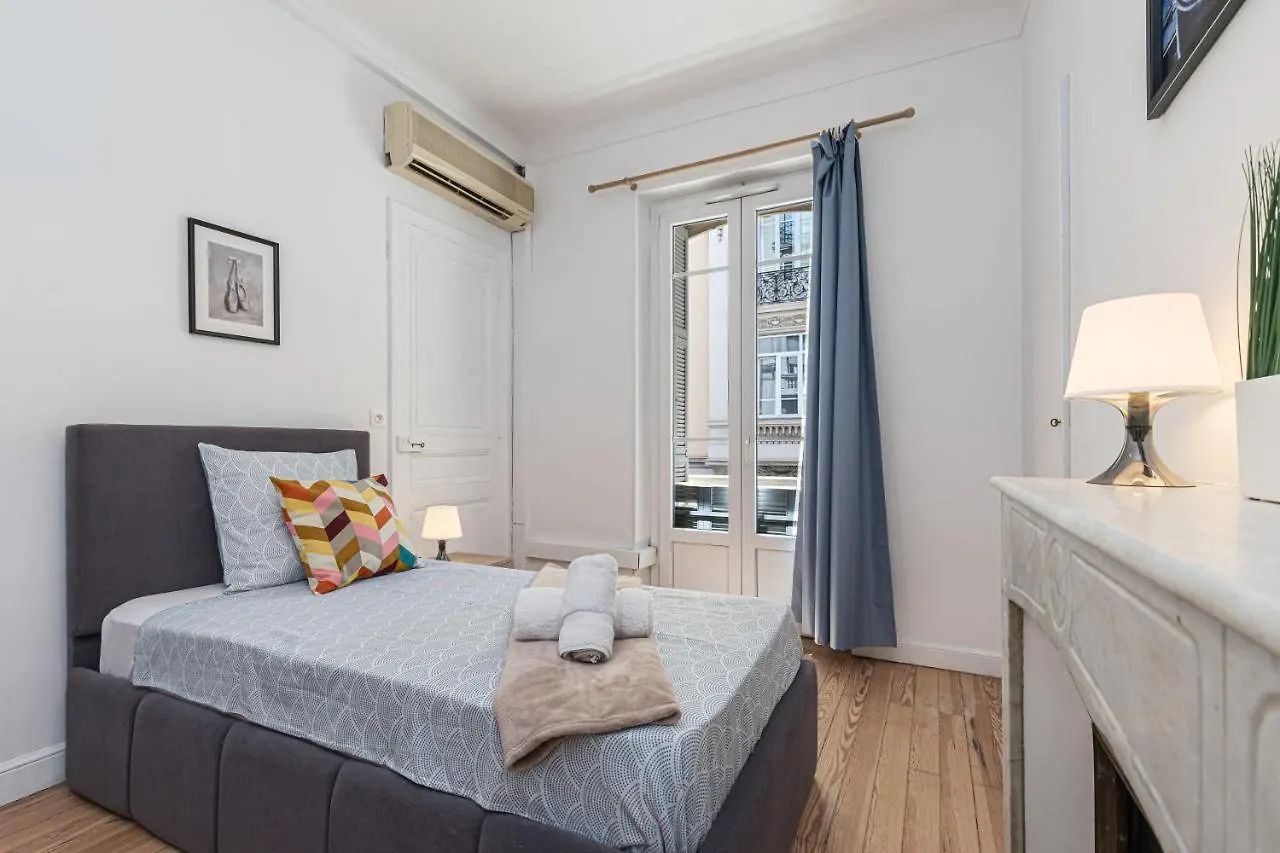 Feel Home - Foch 28 Nice Apartment