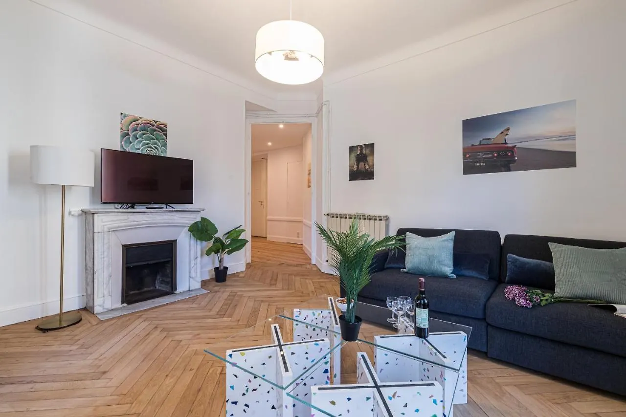 Feel Home - Foch 28 Nice Apartment