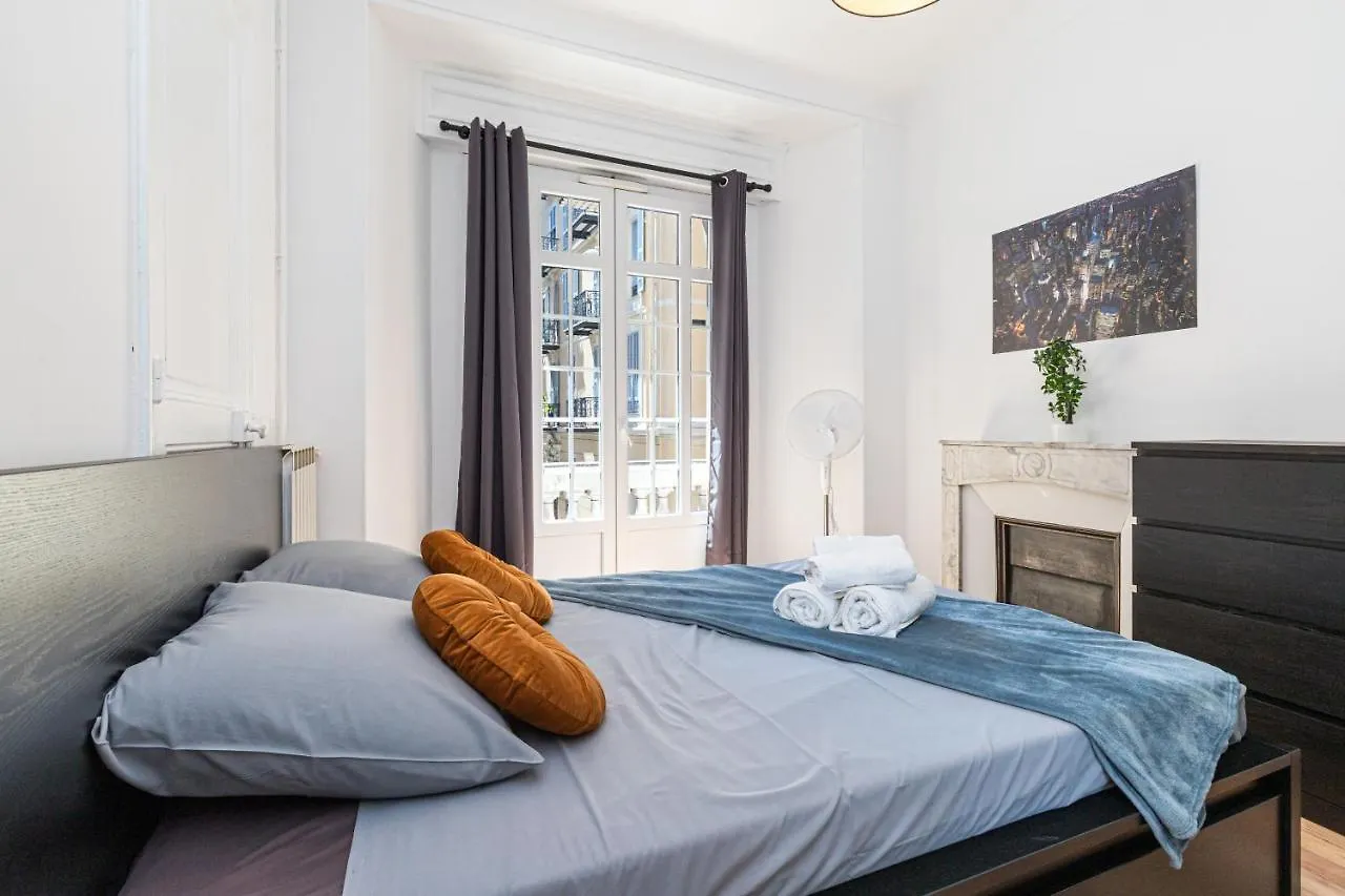 Feel Home - Foch 28 Nice Apartment